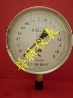 专业生产YB150精密压力表
